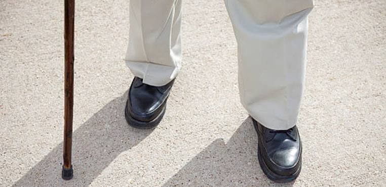 7 Características que debe tener el calzado de adultos mayores